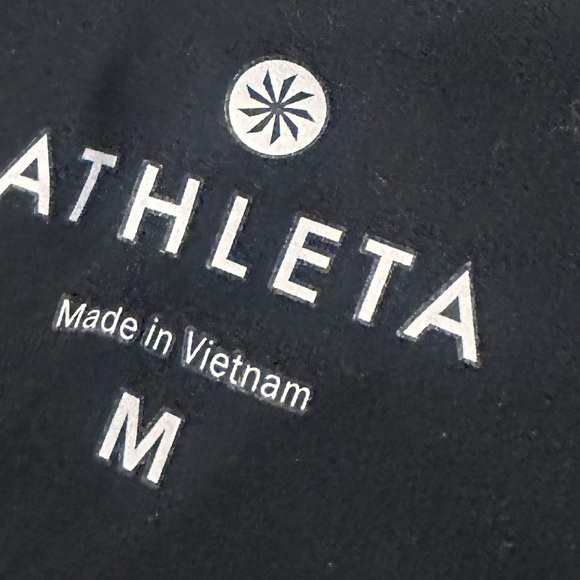 Athleta Salutation Palm Print Cropped Leggings M EXCELLENT CONDITION black - Picture 3 of 5